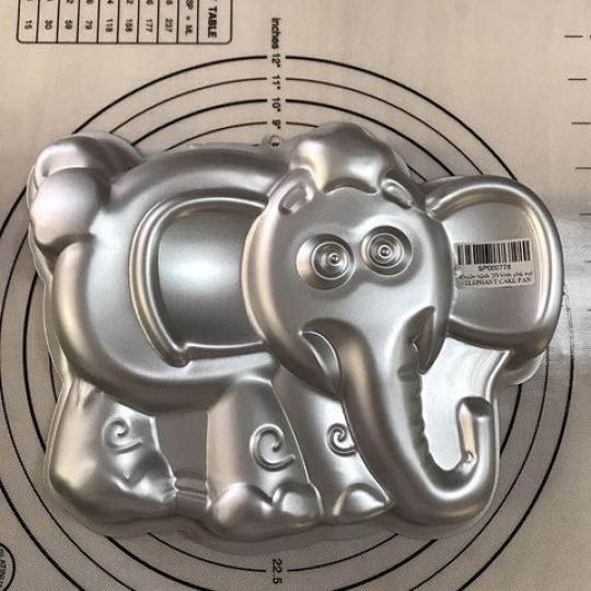 KHUÔN BÁNH 3D NHIỀU MẪU